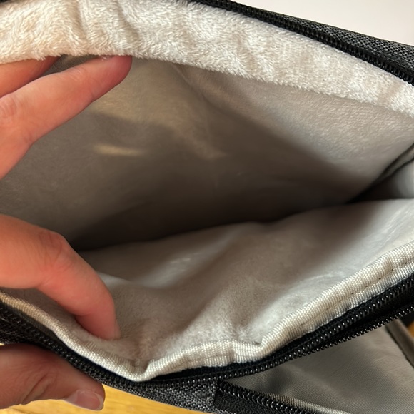 Tomtoc brand laptop bag with front storage gray color - Picture 3 of 5